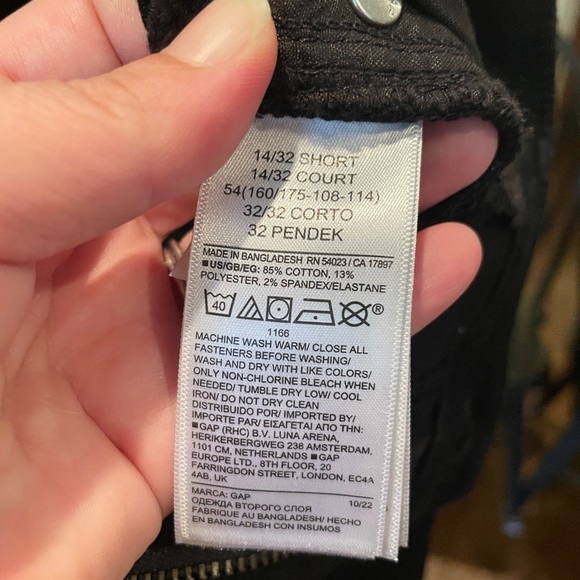 NWT GAP women’s Classic Straight leg stretch denim jeans 14 Short black - Picture 10 of 10